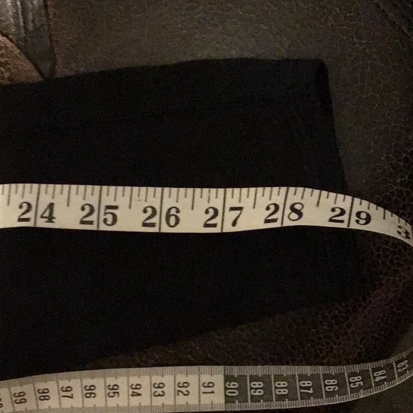 Athleta skirt with attached leggings Size M - Picture 7 of 7